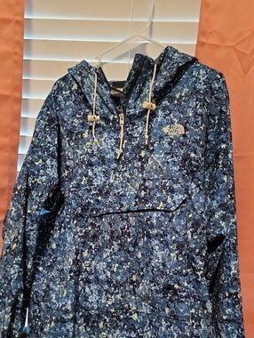 The North Face Navy and Lime Speckled Half-Zip Anorak Pullover